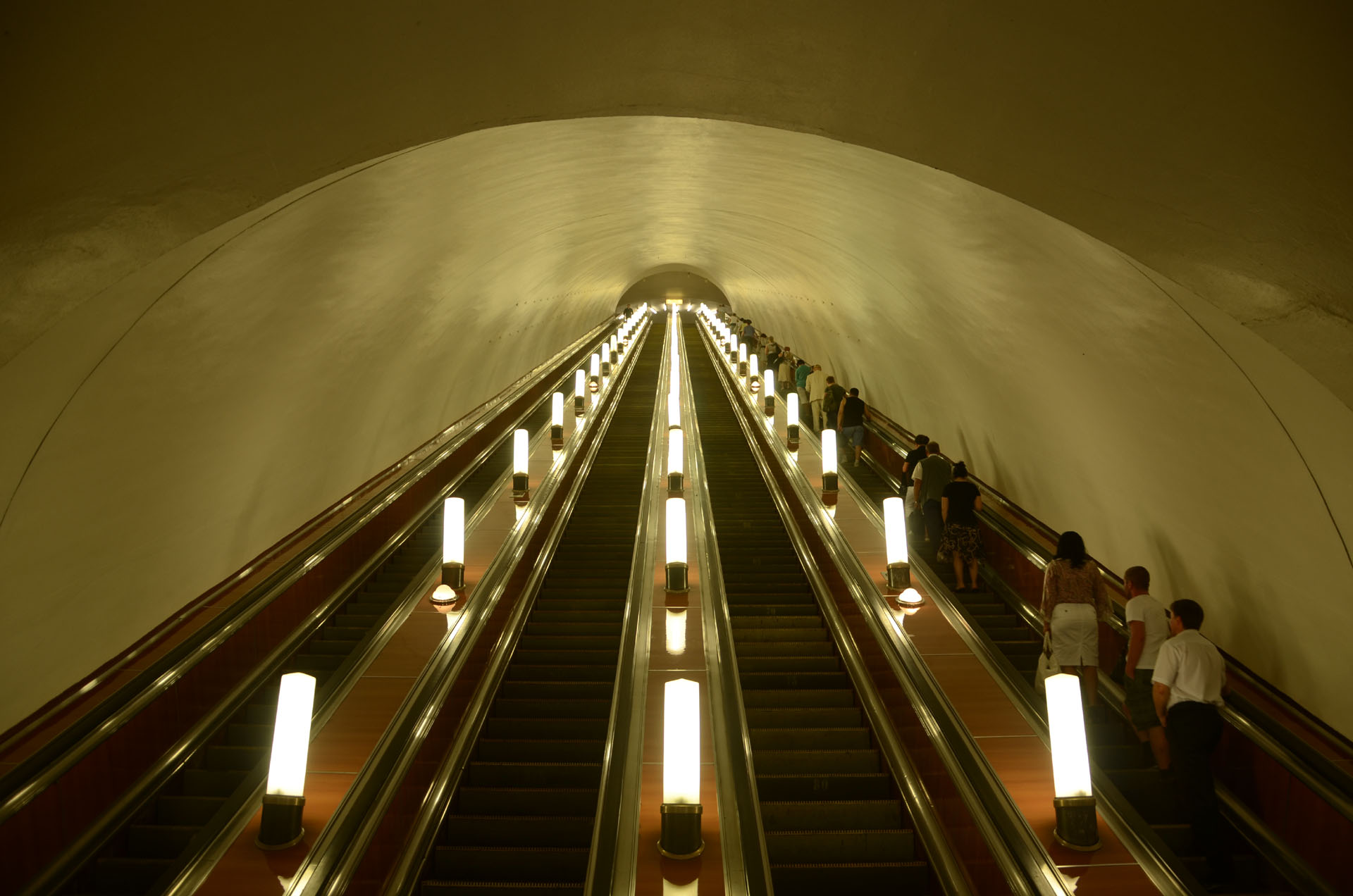 Kitay-Gorod Metro Station