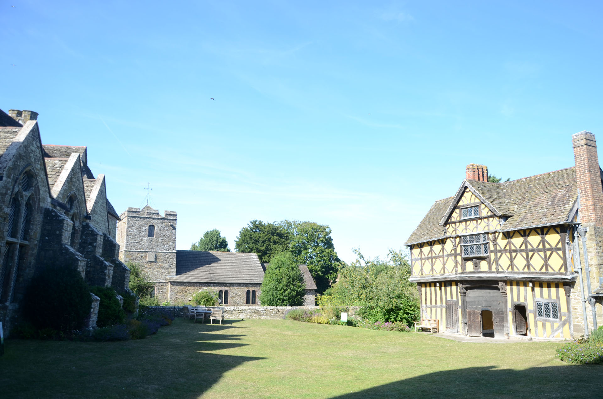 Stokesay Castle
